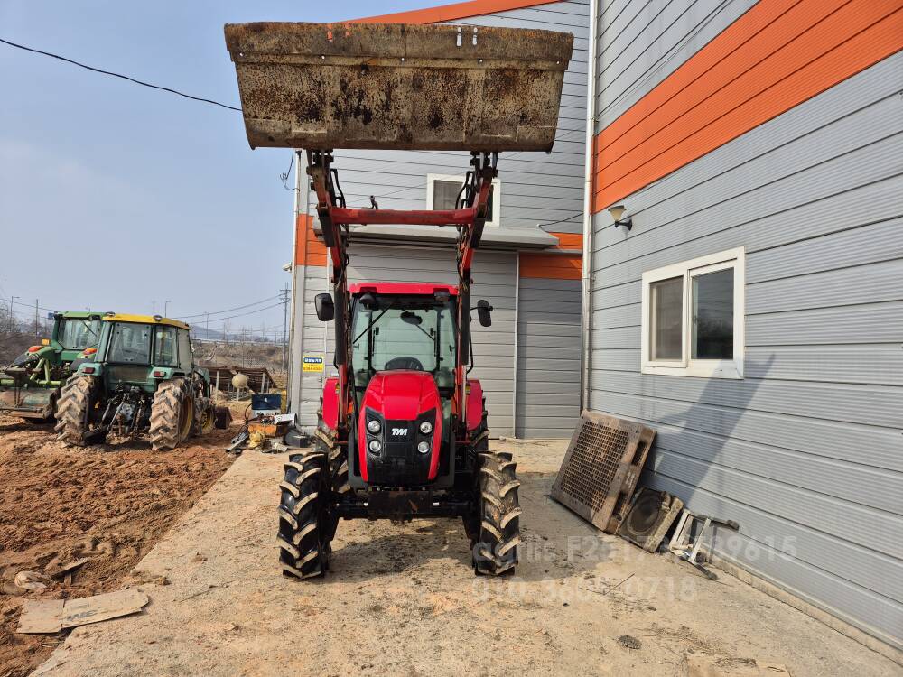 TYM 트랙터 T623 (62마력)