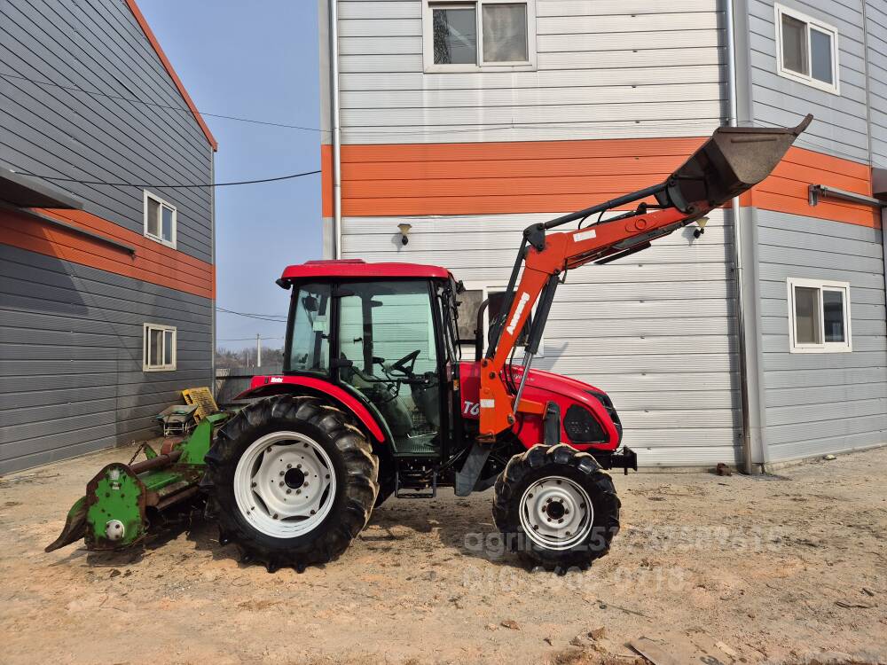 TYM 트랙터 T623 (62마력) 뒤우측면