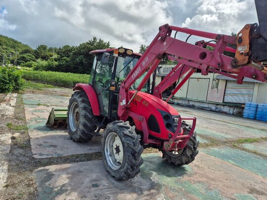 TYM Tractor TX803 (80hp)