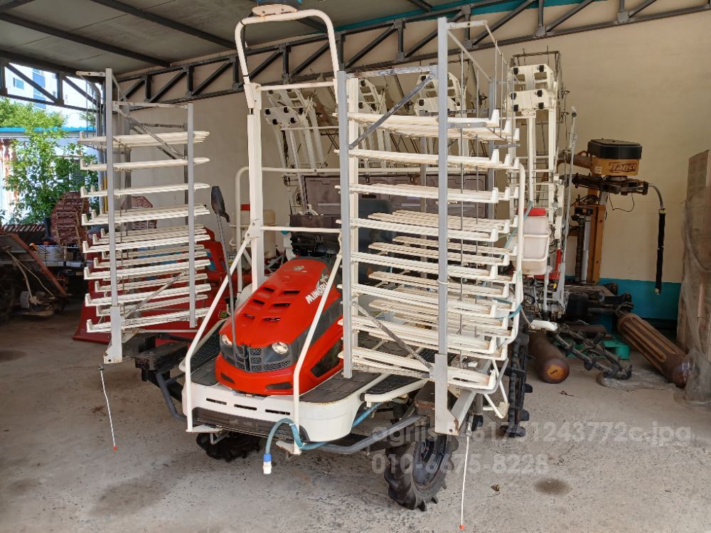  Rice transplanter 8D (6Rows)