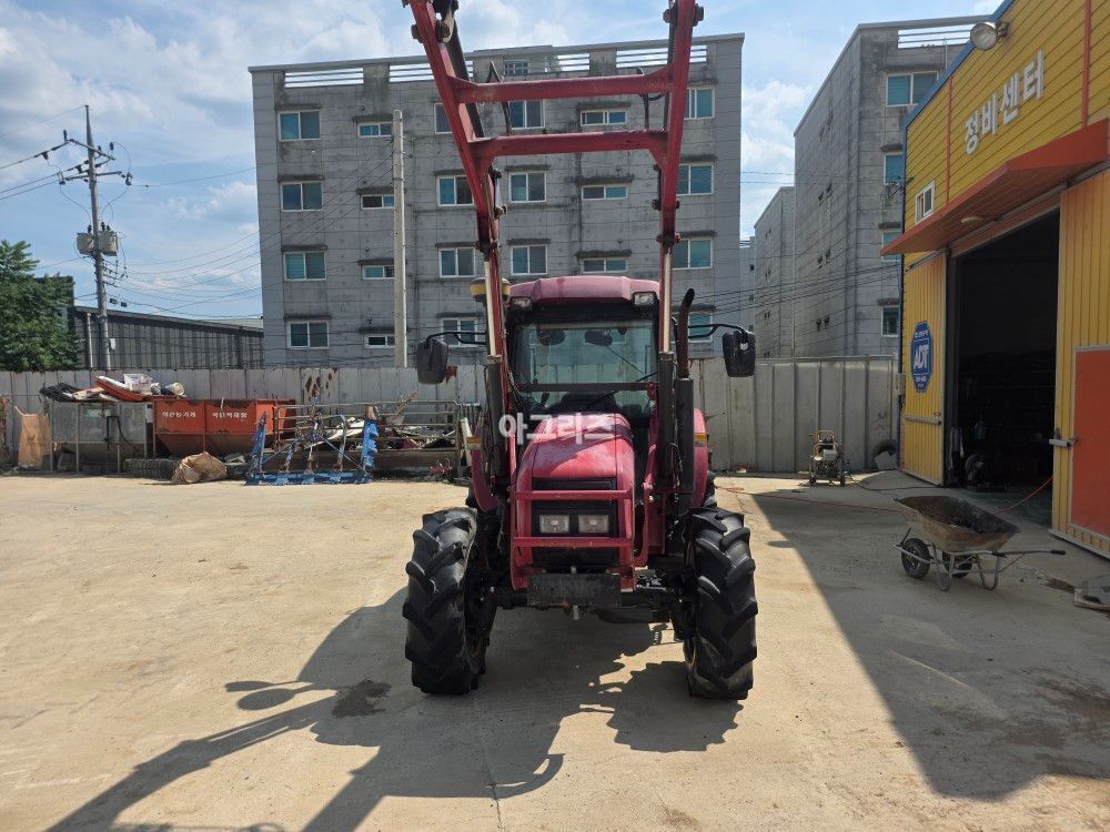 TYM 트랙터 T720S (72마력) 뒤우측면