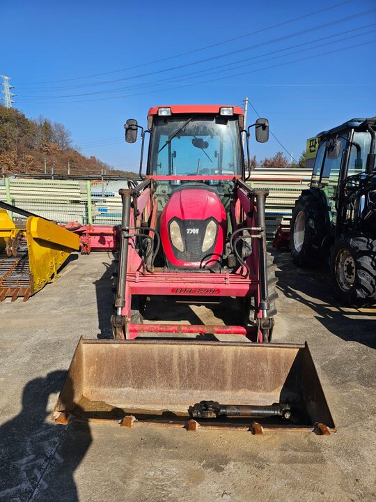 TYM Tractor T483 (48hp)