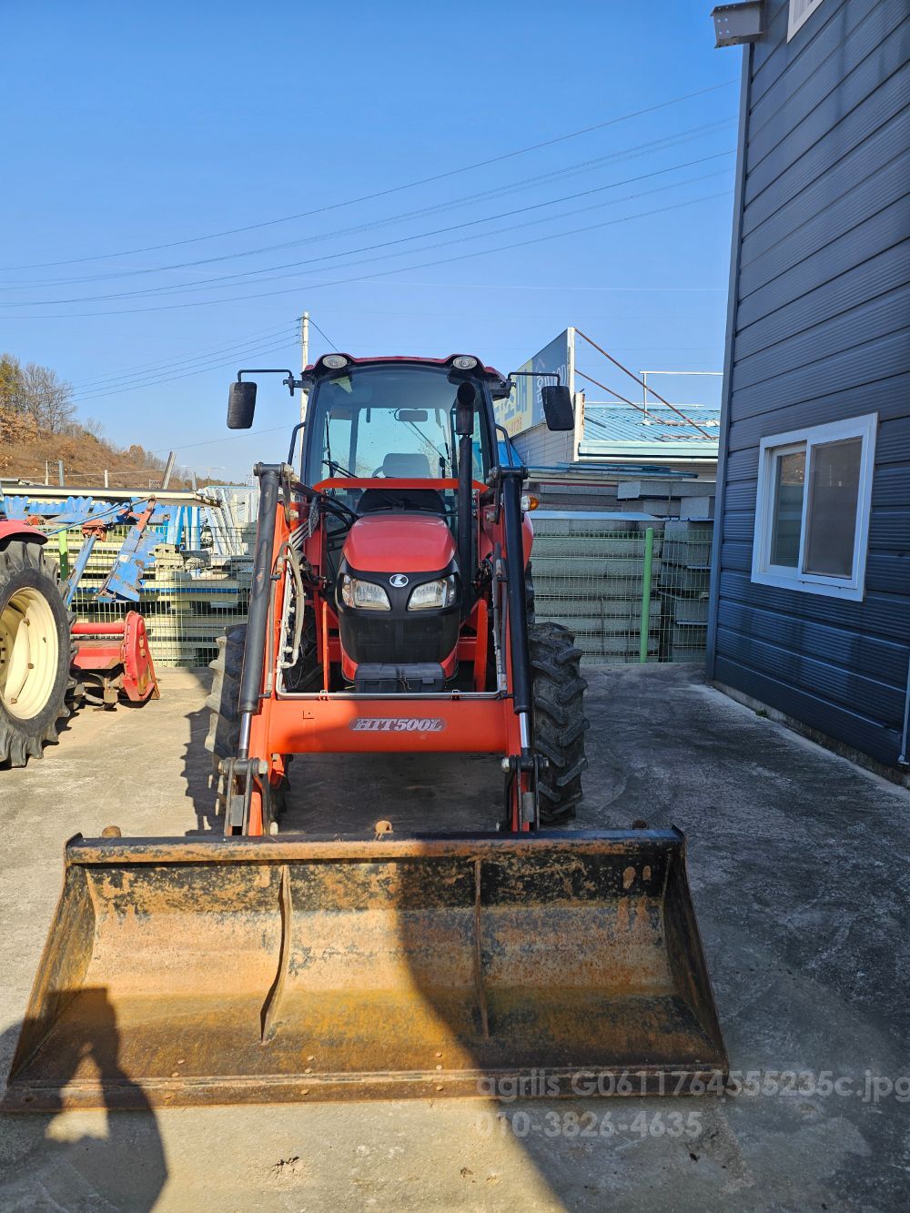 Kubota Tractor M7060 (72hp)