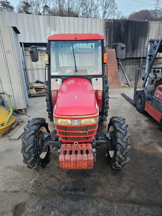 국제 트랙터 AF350 (35마력) 앞좌측면