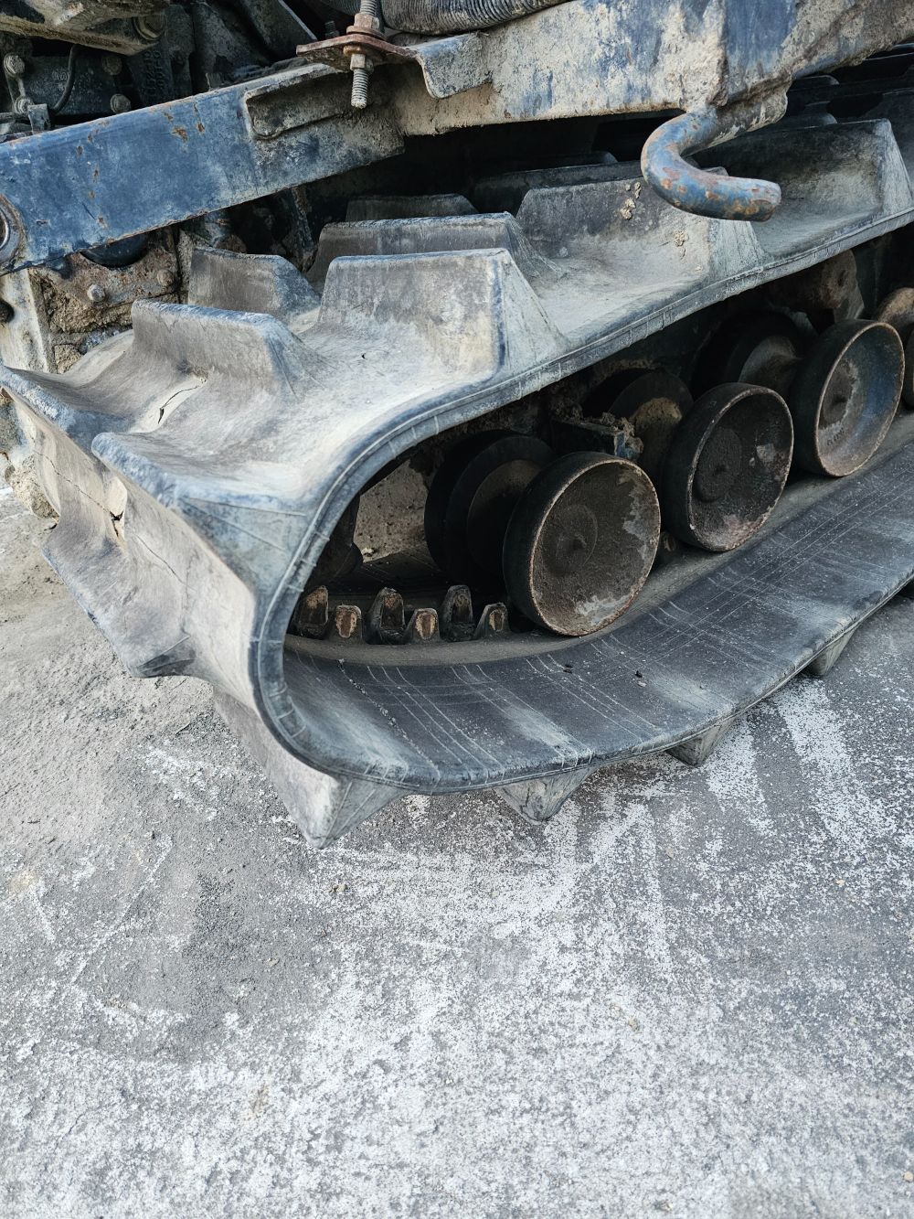 TYM 콤바인 HU6500G (4조식) 뒤우측면