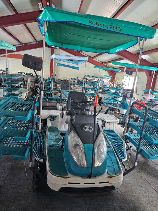 구보다 이앙기 NSU67 (6조식)