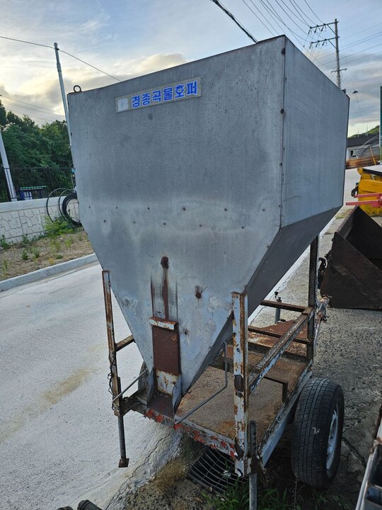  곡물적재함  곡물적재함  