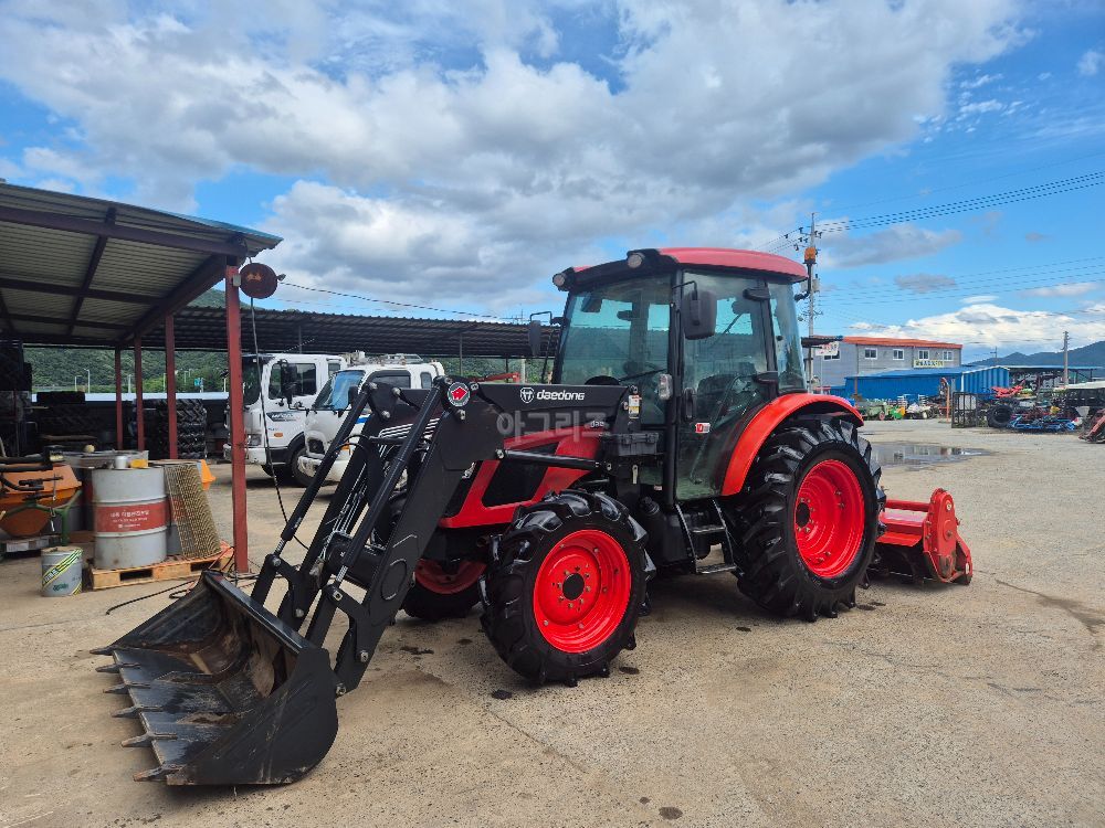 Daedong Tractor RX730 (73hp)