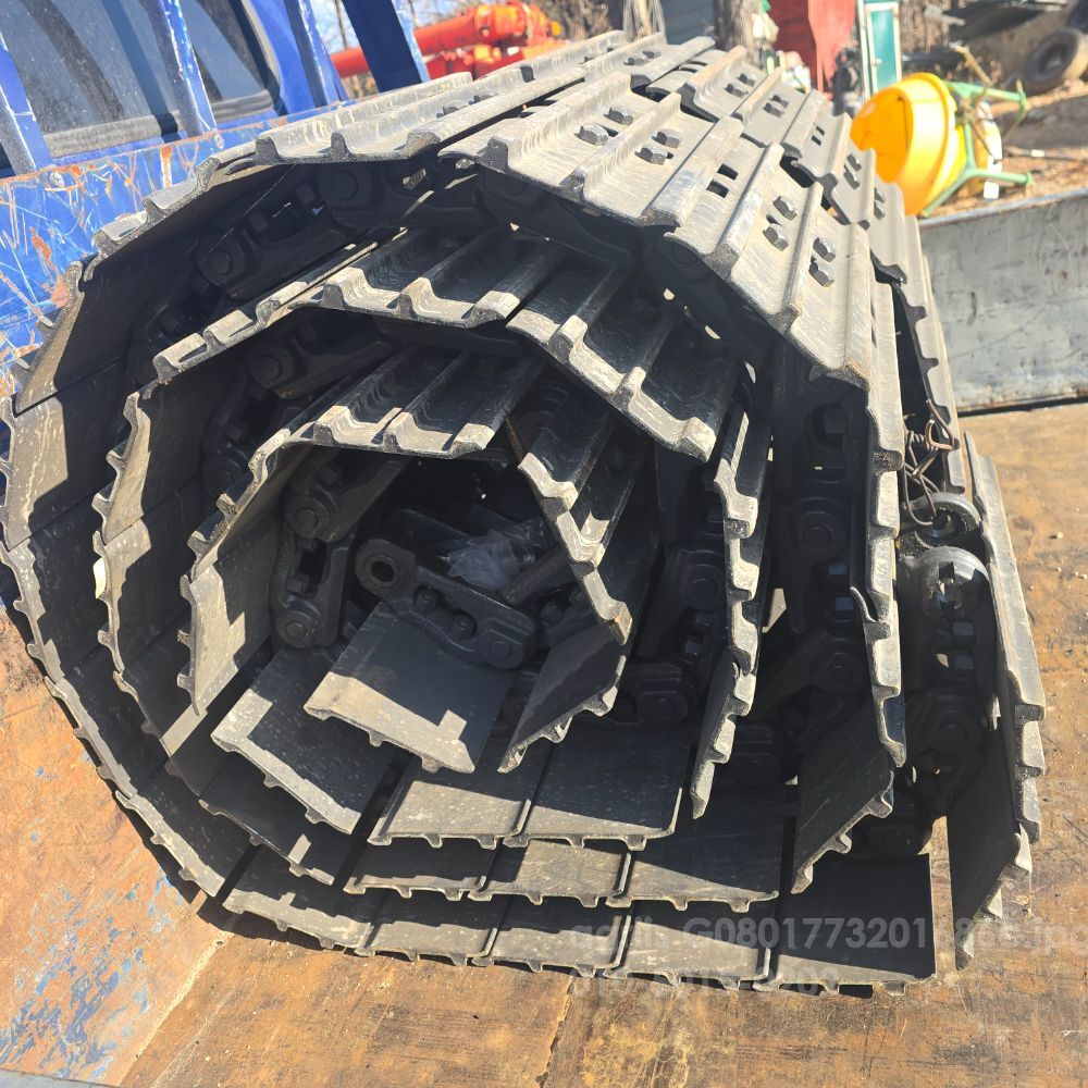 볼보 대우  현대 02  트랙판매합니다 신품 중고판매합니다 볼보 대우 현대