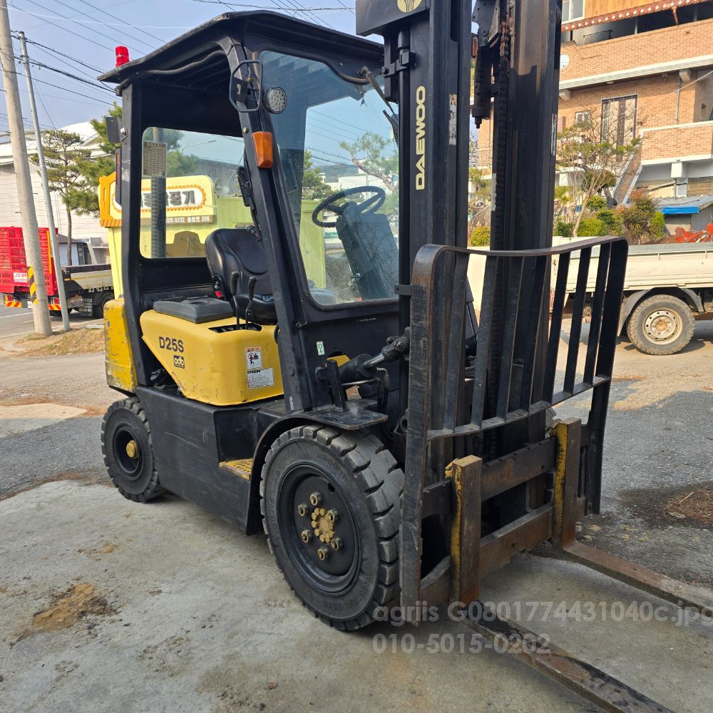 대우두산 지게차 D25S (2.5톤)