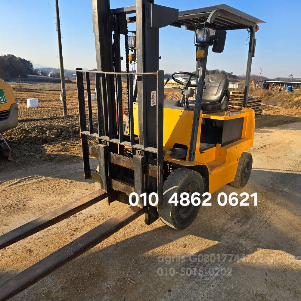 삼성전동지게차2톤 지게차 삼성전동2톤 (2톤)