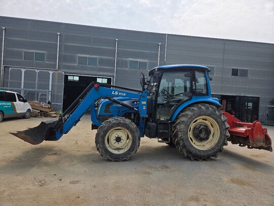 LS Tractor P7195 (97hp)