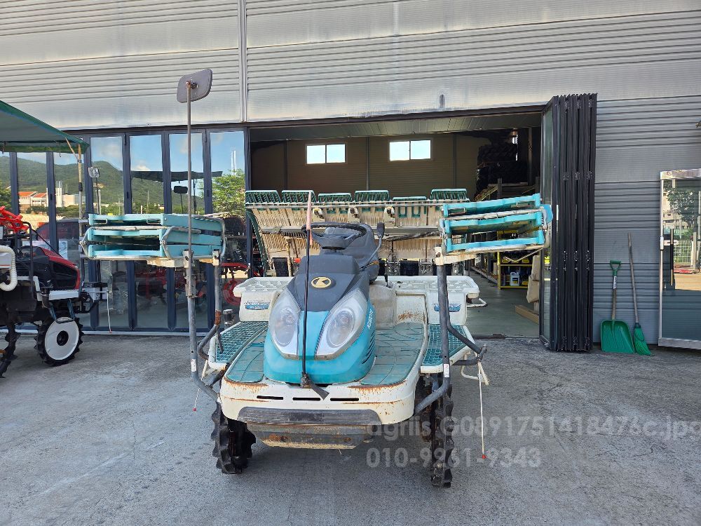 구보다 이앙기 WP67 (6조식)