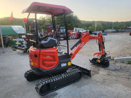  Excavator 구보다 디젤엔진 018 (1.8톤)