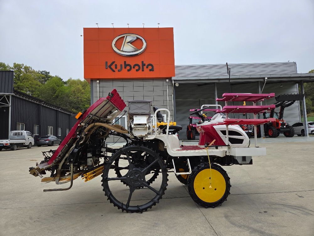 Yanmar Rice transplanter YR6D (6Rows)