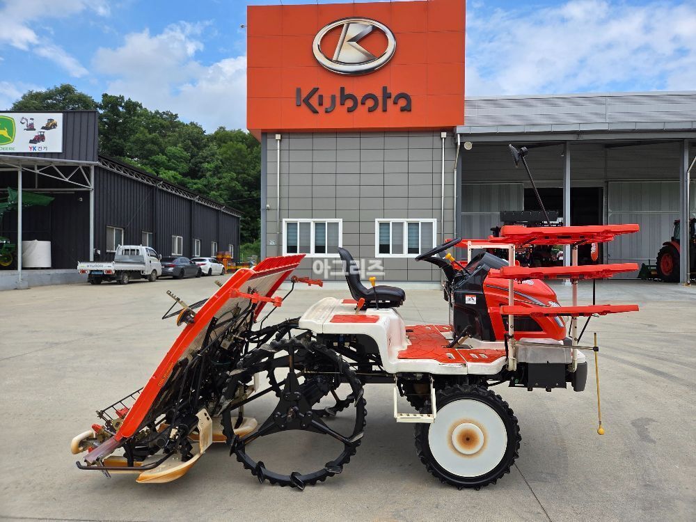 Daedong Rice transplanter DUO60 (6Rows)