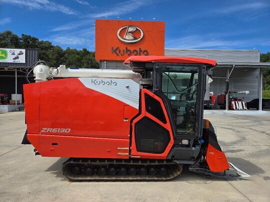 Kubota Combine Harvester ZR6130 (6Rows)