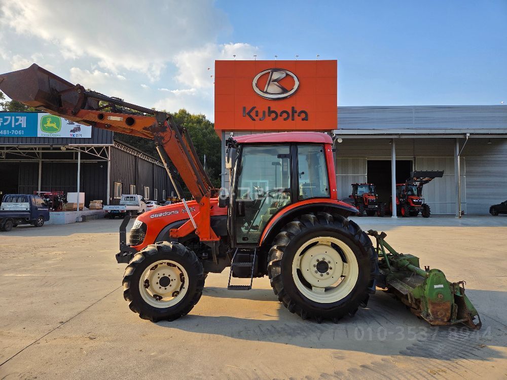 대동 트랙터 D852 (85마력)