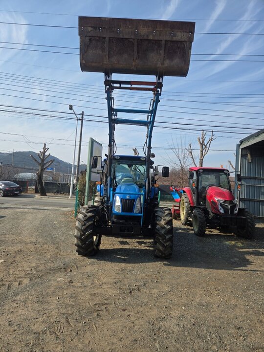 뉴홀랜드 트랙터 T5060 (105마력)