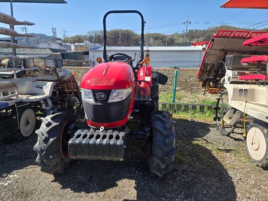 국제 트랙터 A5700 (58마력)