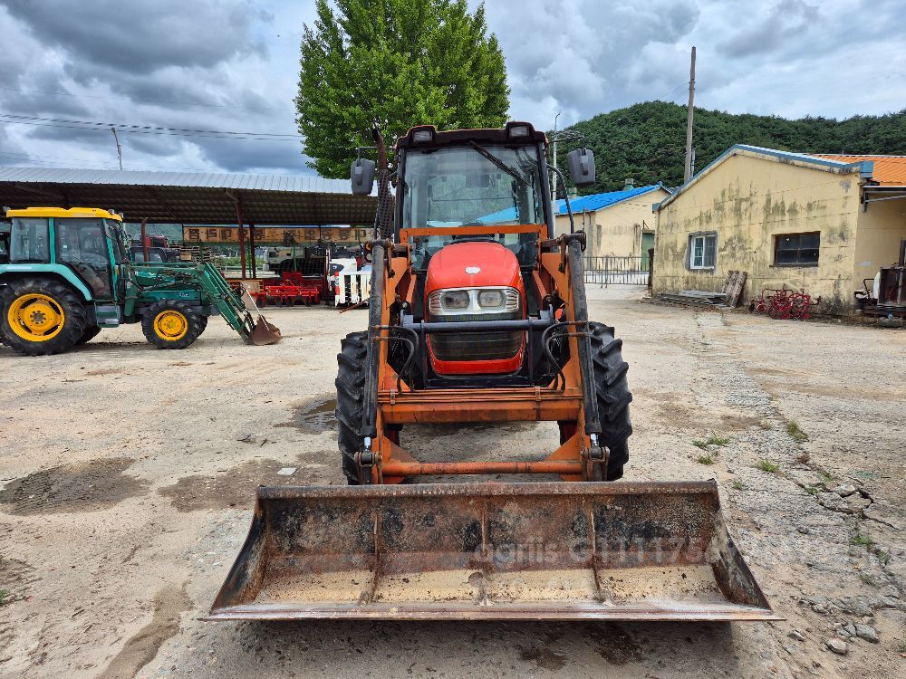 대동 트랙터 D8520 (85마력)