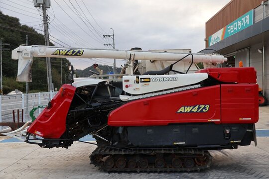 얀마 콤바인 AW473 (4조식)