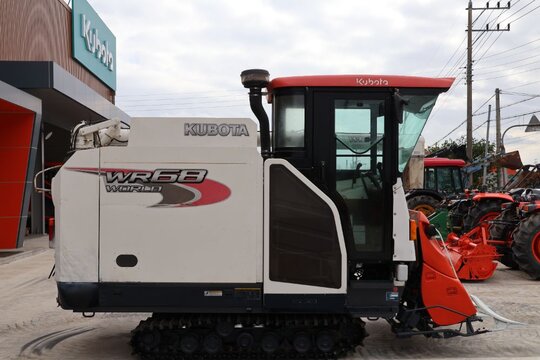 구보다 콤바인 WR68 (4조식)