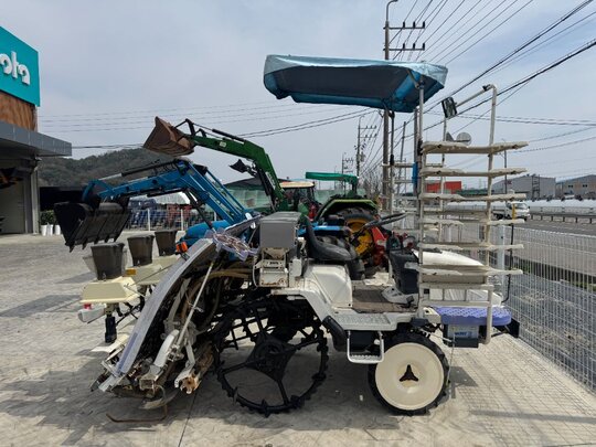 LS Rice transplanter LV63D (6Rows)