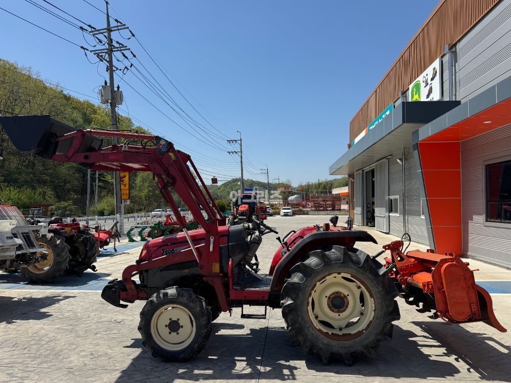 TYM Tractor T390 (39hp)
