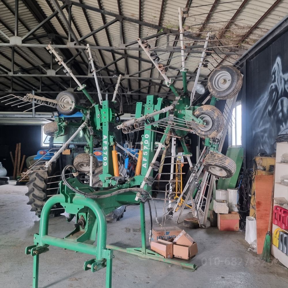  Rake AF5700 