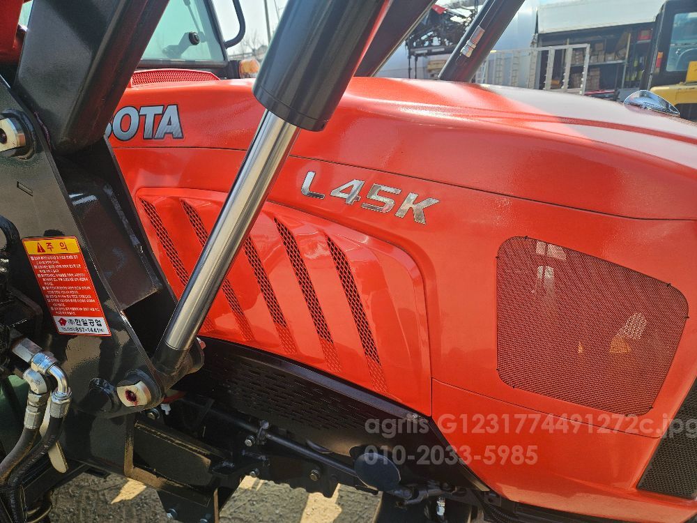 Kubota Tractor L45K (47.5hp)