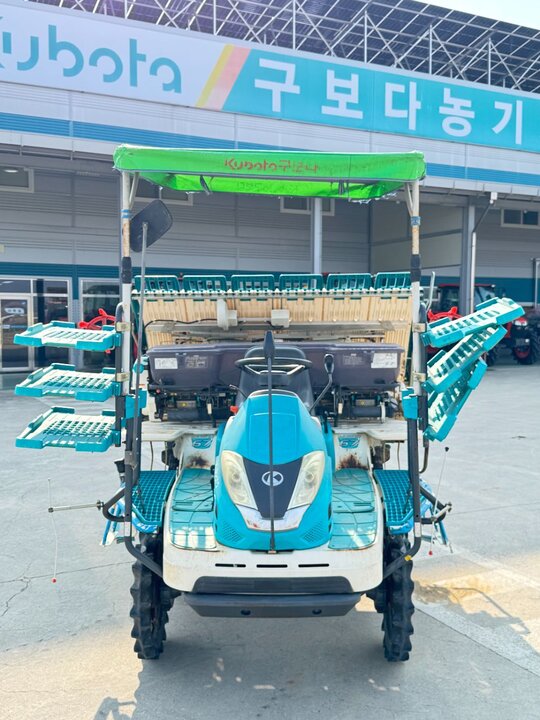 구보다 이앙기 KZP67F (6조식)