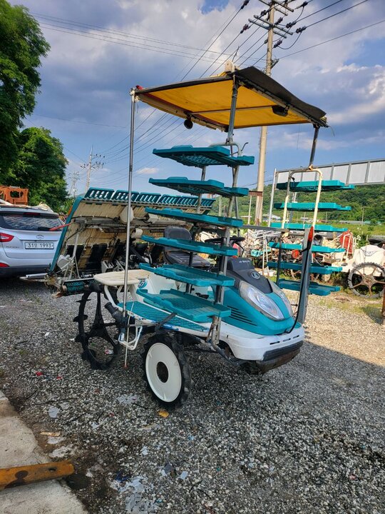 Kubota Rice transplanter NSU67 (6Rows)