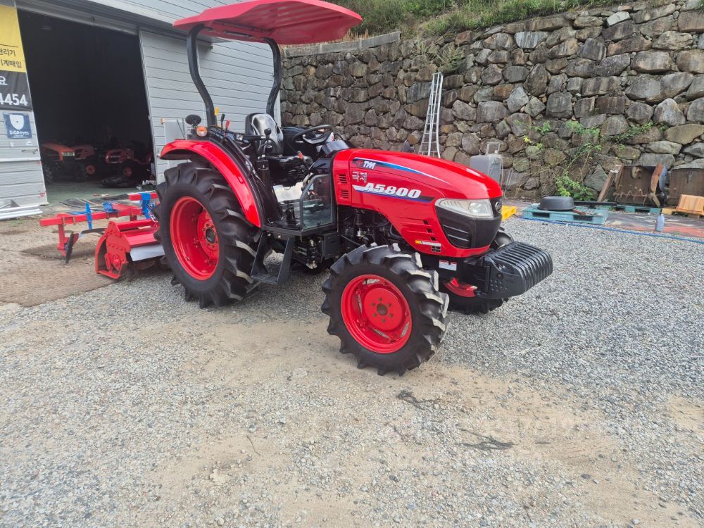 Kukje Tractor A5800 (58hp) 뒤우측면