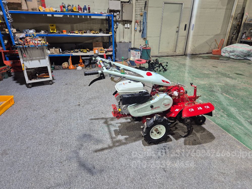 아세아 관리기 AMC900 (7마력) 뒤우측면