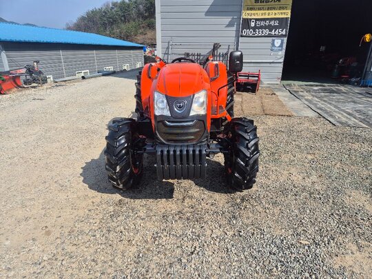 Daedong Tractor DK550 (55hp)