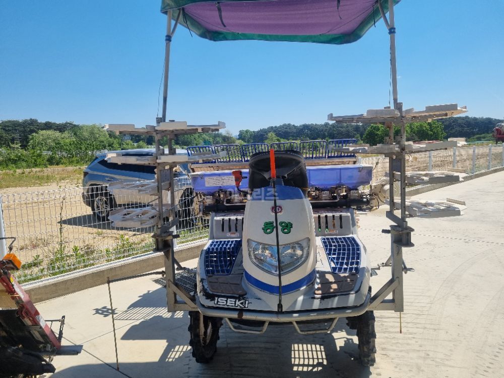 TYM Rice transplanter PZ60HGLF (6Rows)