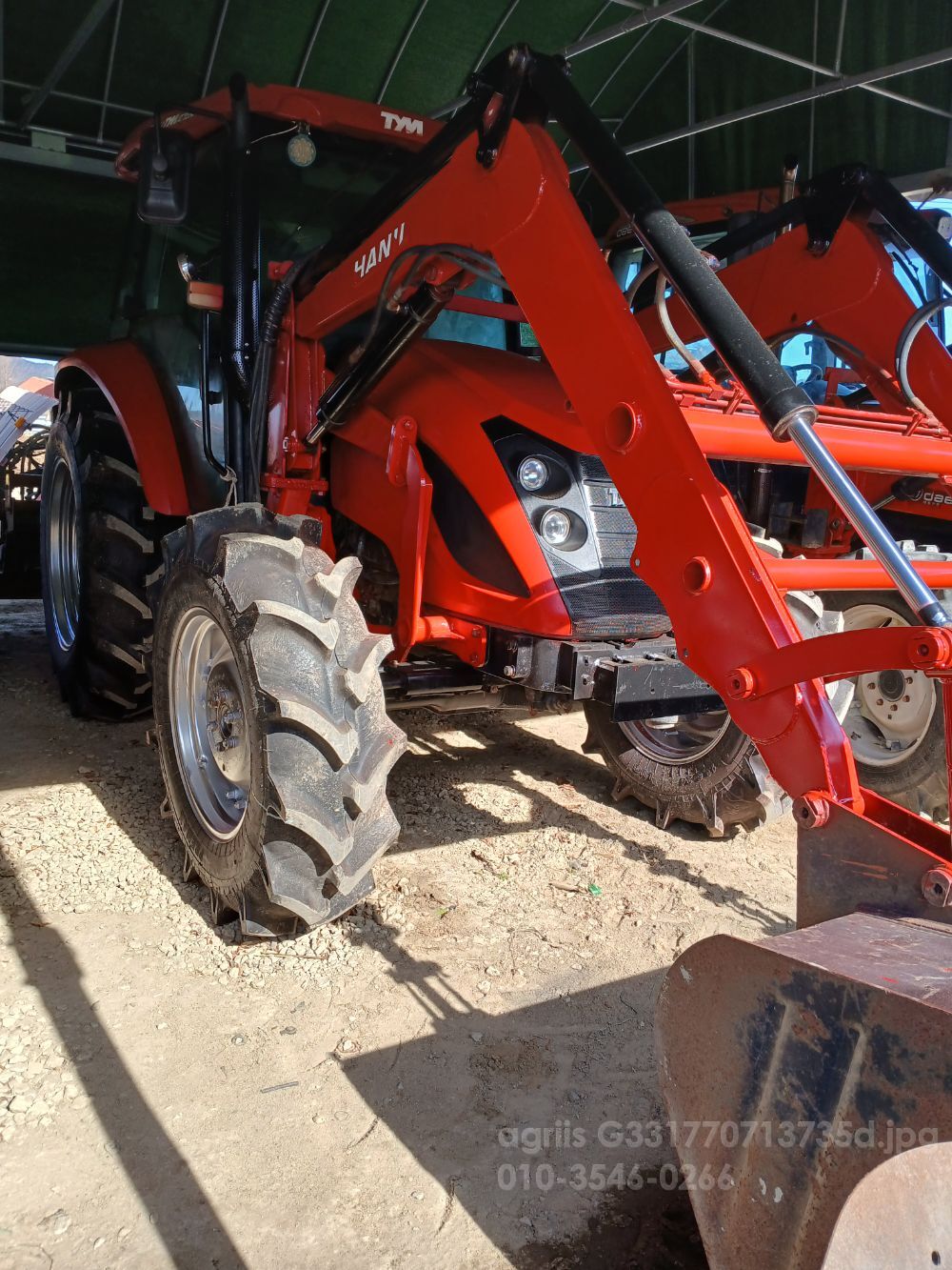 TYM Tractor T1003 (100hp) 뒤우측면