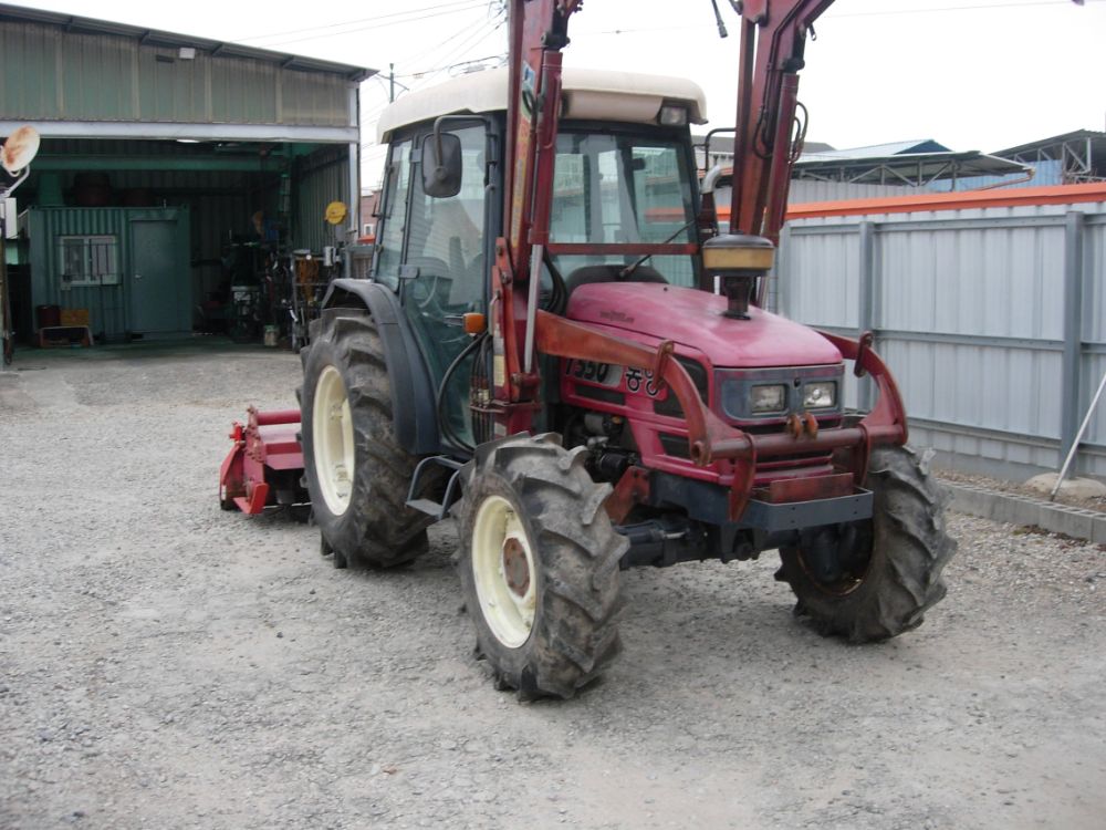 TYM Tractor T550 (55hp) 앞좌측면