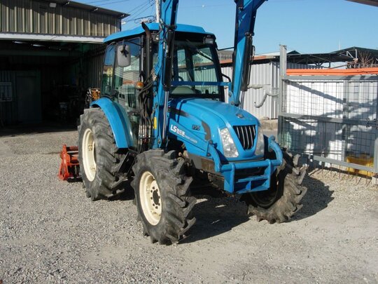 LS Tractor U55 (55hp) 앞좌측면