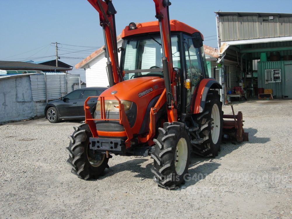 Daedong Tractor D581 (58hp) 뒤우측면
