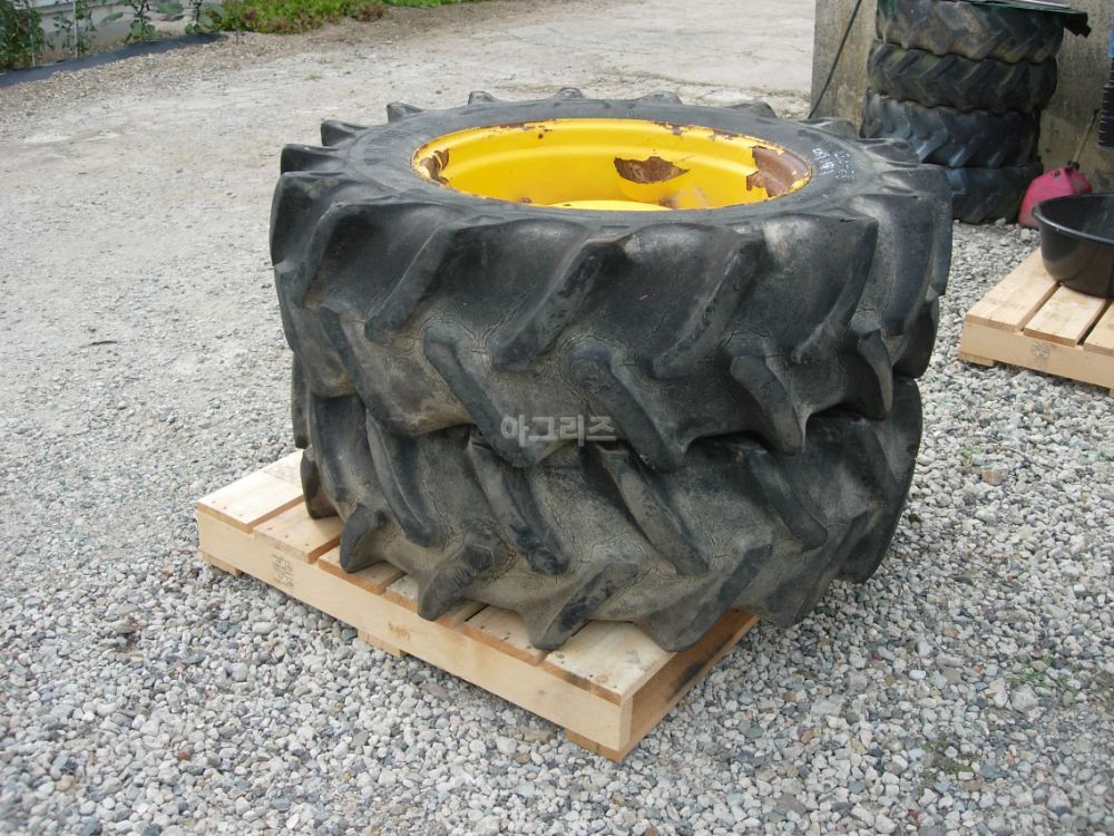 대동 타이어D450(13.6-26)뒤타이어,휠 D450