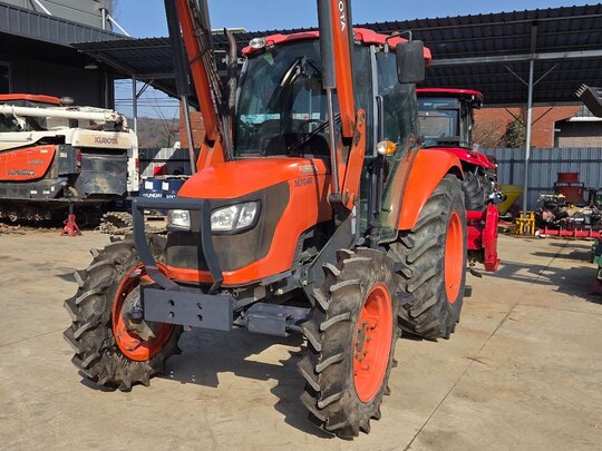 구보다 트랙터 M7040 (74마력)