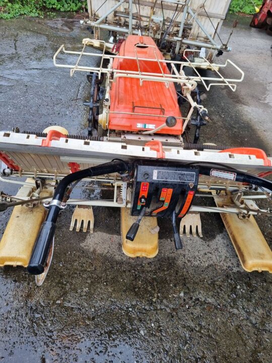 대동 이앙기 DP480 (4조식)