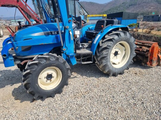 LS 트랙터 R48 (48마력)