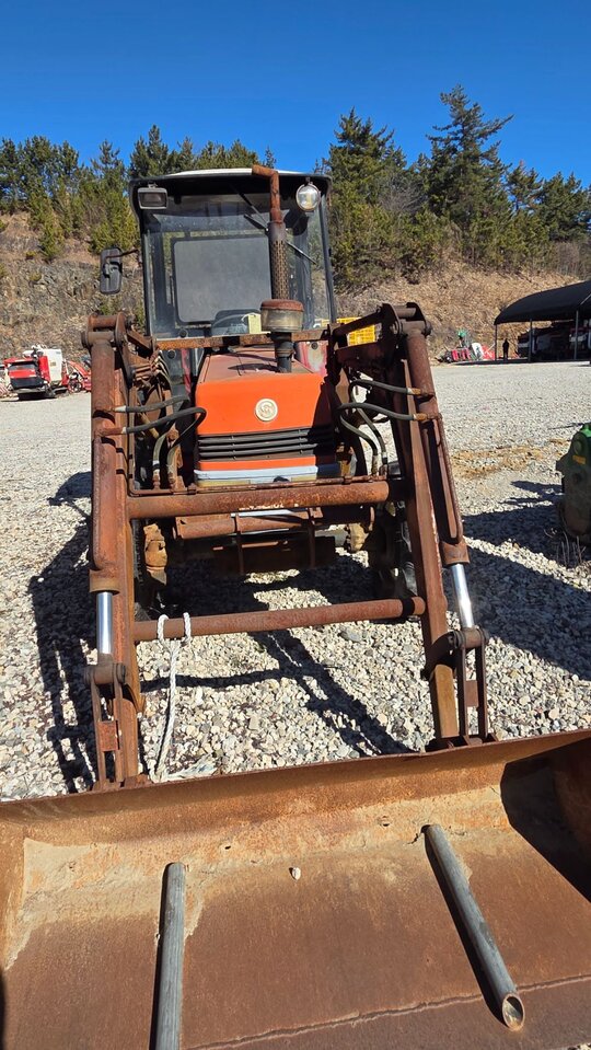 국제 트랙터 F455 (45마력)