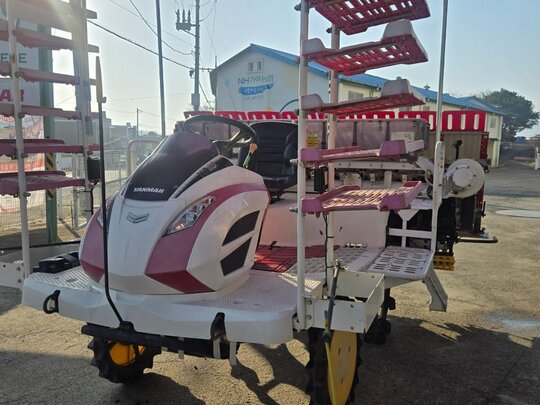 Yanmar Rice transplanter YR8DZ-F (8Rows)