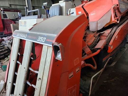 Daedong Combine Harvester R1-350 (3Rows)