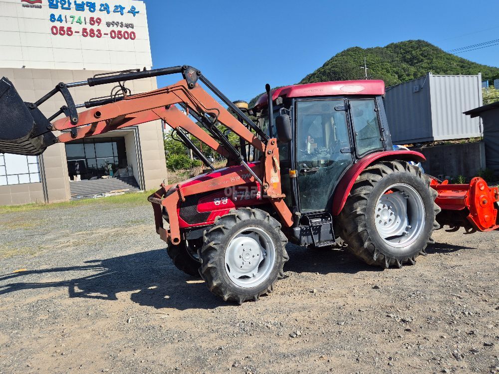 TYM 트랙터 T720S (72마력)
