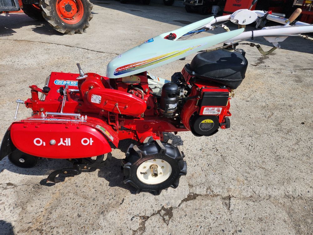 아세아 관리기 AMC880SM (6.5마력) 뒤우측면